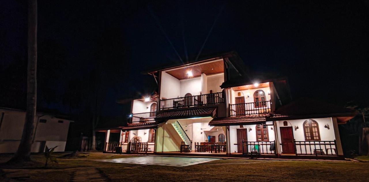 Nu-Vin Beach Hotel Ahangama Exterior foto