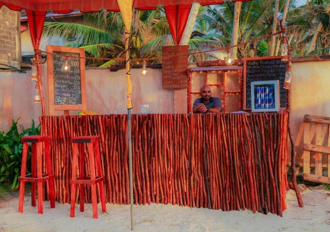 Nu-Vin Beach Hotel Ahangama Exterior foto